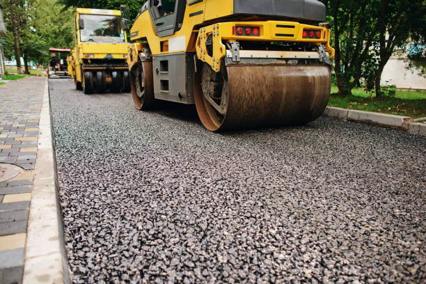 Best Driveway Pavers Near Me  in Prairie Du Chien, WI